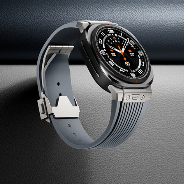 רצועת סיליקון פרימיום עבור Samsung Galaxy Watch Ultra Zeus - אפור כסף